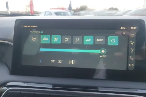 MC25ERK Mg Motor Uk Mg3 1.5 Hybrid SE 5dr Auto Thumbnail #28