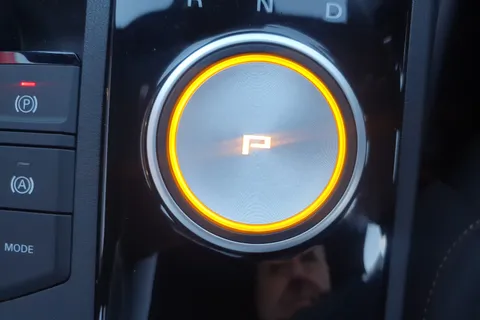 MC25ERK Mg Motor Uk Mg3 1.5 Hybrid SE 5dr Auto Thumbnail #31