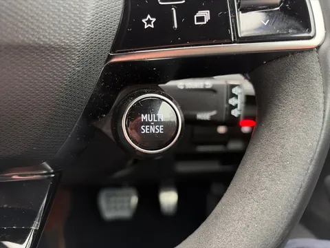 DX25OLN Renault Austral E-Tech FHEV Techno Esprit Alpine 5dr Auto Thumbnail #33