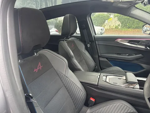 DU25VVM Renault Rafale E-Tech FHEV Iconic Esprit Alpine 5dr Auto 4C Thumbnail #29