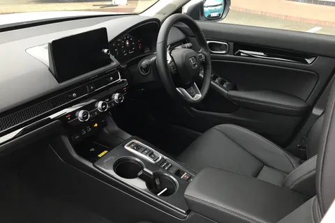 MC23UHG Honda Civic 2.0 eHEV Advance 5dr CVT Thumbnail #2