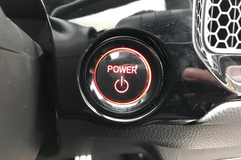 MC23UHG Honda Civic 2.0 eHEV Advance 5dr CVT Thumbnail #19