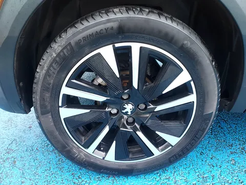 FY70NKC Peugeot 2008 1.2 PureTech 130 GT Line 5dr Thumbnail #11