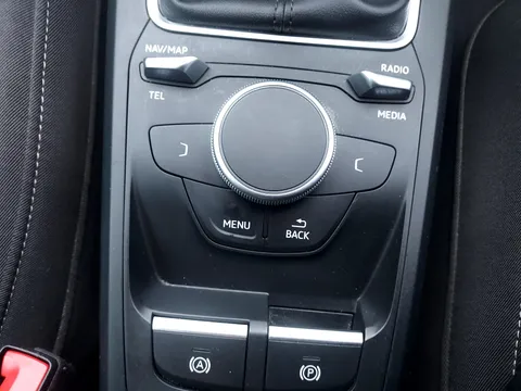 EO69WNL Audi Q2 30 TDI Sport 5dr Thumbnail #14