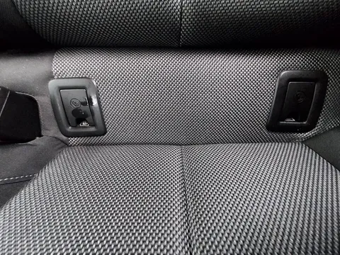 EO69WNL Audi Q2 30 TDI Sport 5dr Thumbnail #17