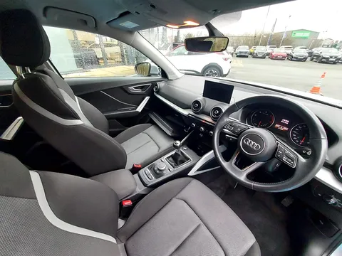 EO69WNL Audi Q2 30 TDI Sport 5dr Thumbnail #2