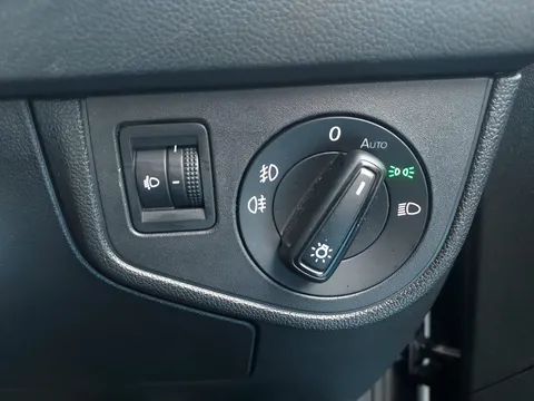 MK23ADU Volkswagen Polo 1.0 TSI R-Line 5dr Thumbnail #25