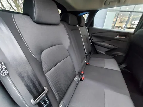 DX22YXD Nissan Qashqai 1.3 DiG-T MH N-Connecta 5dr Thumbnail #19