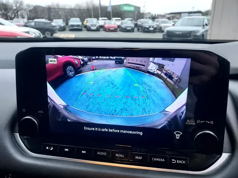 DX22YXD Nissan Qashqai 1.3 DiG-T MH N-Connecta 5dr Thumbnail #26