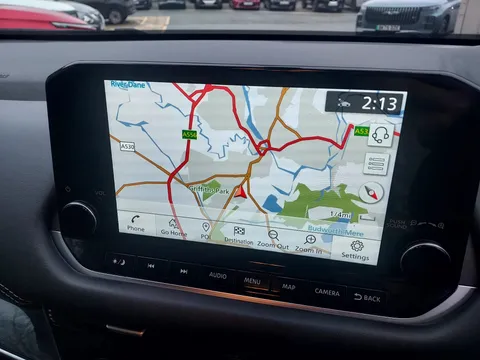 DX22YXD Nissan Qashqai 1.3 DiG-T MH N-Connecta 5dr Thumbnail #28