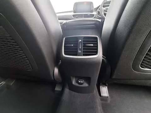 DX69XZW Hyundai Tucson 1.6 TGDi 177 SE Nav 5dr 2WD DCT Thumbnail #17