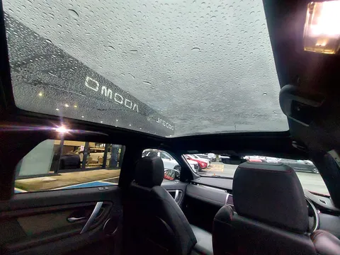 OW69CFE Land Rover Discovery Sport 2.0 D180 R-Dynamic SE 5dr Auto Thumbnail #21