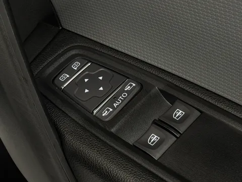 DP75SWW Nissan Townstar 1.3 Tekna+ Van Thumbnail #15