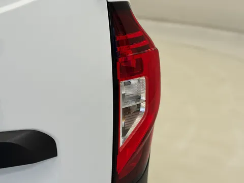 DP75OHK Nissan Townstar 1.3 Tekna+ Van Thumbnail #28