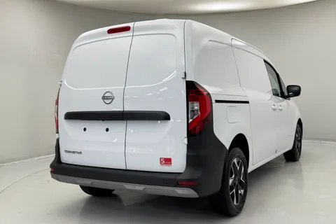 DP75FFS Nissan Townstar 1.3 Tekna+ Van Thumbnail #6