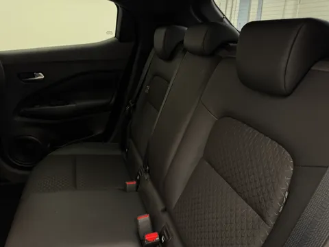 OE74WPF Nissan Juke 1.0 DiG-T N-Connecta 5dr Thumbnail #14