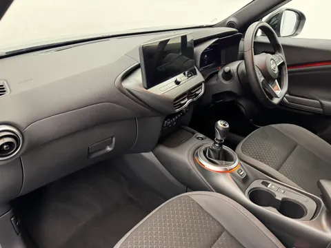 OE74WPF Nissan Juke 1.0 DiG-T N-Connecta 5dr Thumbnail #15