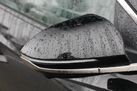 EF25CYG Hyundai Tucson 1.6T Plug-in Hybrid Ultimate 5dr Auto Thumbnail #5