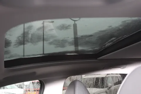 EF25CYG Hyundai Tucson 1.6T Plug-in Hybrid Ultimate 5dr Auto Thumbnail #10