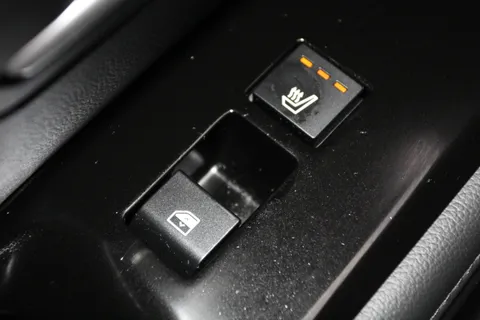 EF25CYG Hyundai Tucson 1.6T Plug-in Hybrid Ultimate 5dr Auto Thumbnail #13