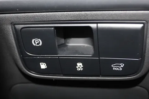 EF25CYG Hyundai Tucson 1.6T Plug-in Hybrid Ultimate 5dr Auto Thumbnail #20