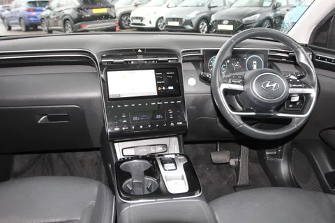 LD22XUT Hyundai Tucson 1.6 TGDi Hybrid 230 Ultimate 5dr 2WD Auto Thumbnail #18