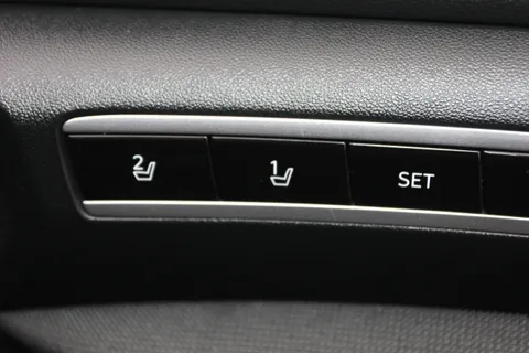 LD22XUT Hyundai Tucson 1.6 TGDi Hybrid 230 Ultimate 5dr 2WD Auto Thumbnail #21