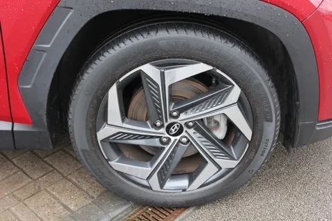 MH72NWM Hyundai Tucson 1.6 TGDi Hybrid 230 Premium 5dr 2WD Auto Thumbnail #7