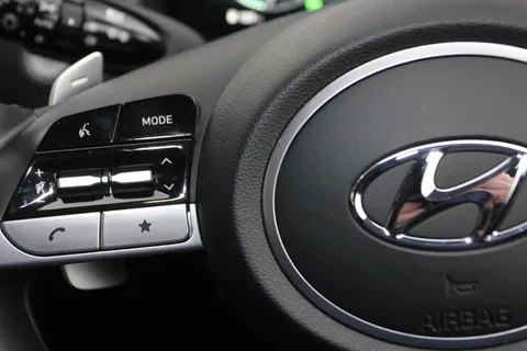 MH72NWM Hyundai Tucson 1.6 TGDi Hybrid 230 Premium 5dr 2WD Auto Thumbnail #22