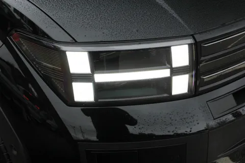 ET24YNJ Hyundai Santa Fe 1.6 TGDi Plug-in Hybrid Ultimate 5dr 4WD Auto Thumbnail #36