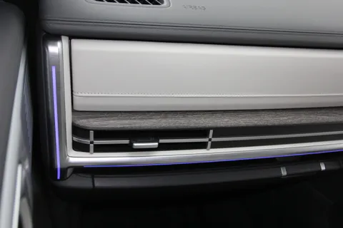 ET24YNJ Hyundai Santa Fe 1.6 TGDi Plug-in Hybrid Ultimate 5dr 4WD Auto Thumbnail #33