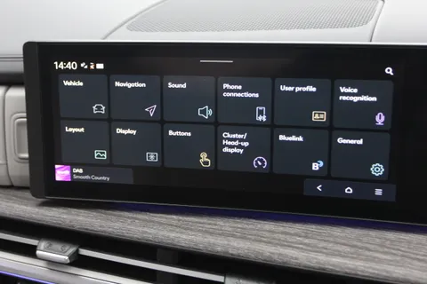 ET24YNJ Hyundai Santa Fe 1.6 TGDi Plug-in Hybrid Ultimate 5dr 4WD Auto Thumbnail #19