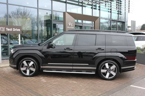 ET24YNJ Hyundai Santa Fe 1.6 TGDi Plug-in Hybrid Ultimate 5dr 4WD Auto Thumbnail #6