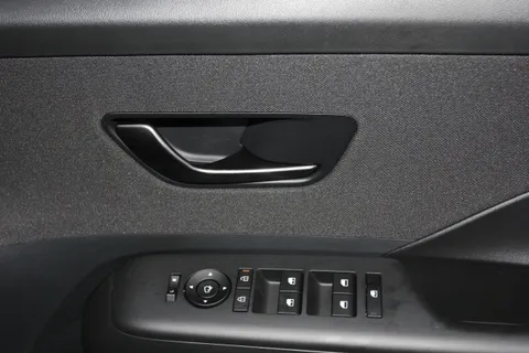 MV75XCT Hyundai Kona 1.6 Hybrid 138 N Line 5dr DCT Thumbnail #28