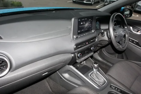 2 of 41 for Hyundai Kona 1.6 GDi Hybrid SE Connect 5dr DCT