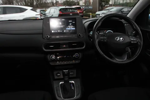 6 of 41 for Hyundai Kona 1.6 GDi Hybrid SE Connect 5dr DCT