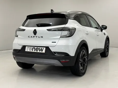 FL25NYO Renault Captur 1.6 E-Tech Full Hybrid 145 Esprit Alpine 5dr Auto Thumbnail #6