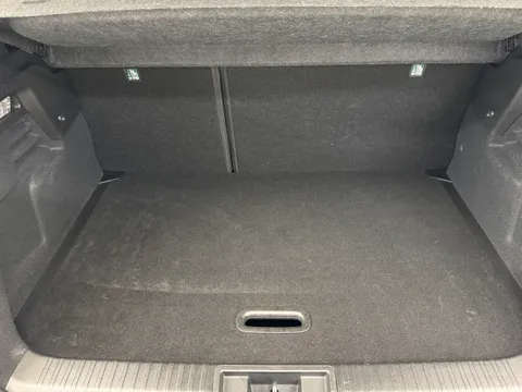 FL25NYO Renault Captur 1.6 E-Tech Full Hybrid 145 Esprit Alpine 5dr Auto Thumbnail #9