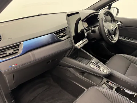 FL25NYO Renault Captur 1.6 E-Tech Full Hybrid 145 Esprit Alpine 5dr Auto Thumbnail #12