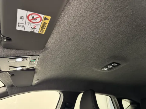 FL25NYO Renault Captur 1.6 E-Tech Full Hybrid 145 Esprit Alpine 5dr Auto Thumbnail #14