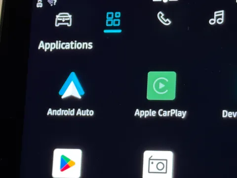 FL25NYO Renault Captur 1.6 E-Tech Full Hybrid 145 Esprit Alpine 5dr Auto Thumbnail #23