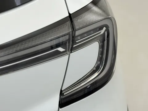 FL25NYO Renault Captur 1.6 E-Tech Full Hybrid 145 Esprit Alpine 5dr Auto Thumbnail #33