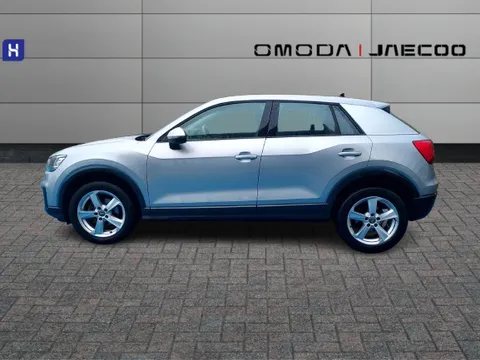EO69WNL Audi Q2 30 TDI Sport 5dr Thumbnail #5
