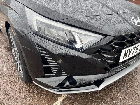 MV75VUX Hyundai i20 1.0T GDi Premium 5dr Thumbnail #14