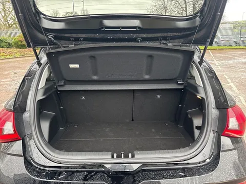 MV75VUX Hyundai i20 1.0T GDi Premium 5dr Thumbnail #16