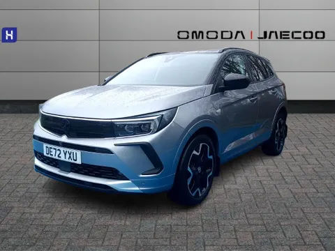 DE72YXU Vauxhall Grandland 1.2 Turbo Ultimate 5dr Thumbnail #4