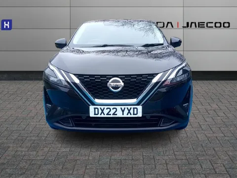 DX22YXD Nissan Qashqai 1.3 DiG-T MH N-Connecta 5dr Thumbnail #4
