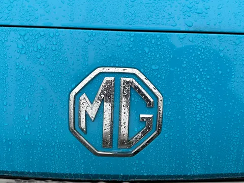 DK73XXH Mg Motor Uk Mg4 125kW SE EV 51kWh 5dr Auto Thumbnail #11