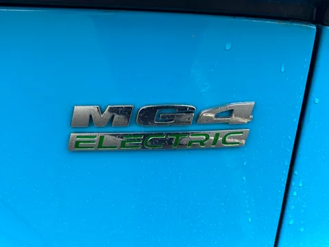 DK73XXH Mg Motor Uk Mg4 125kW SE EV 51kWh 5dr Auto Thumbnail #17