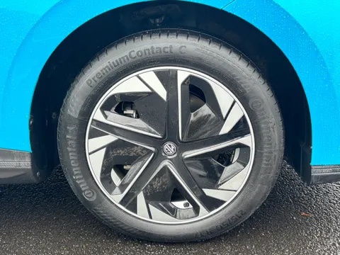 DK73XXH Mg Motor Uk Mg4 125kW SE EV 51kWh 5dr Auto Thumbnail #23